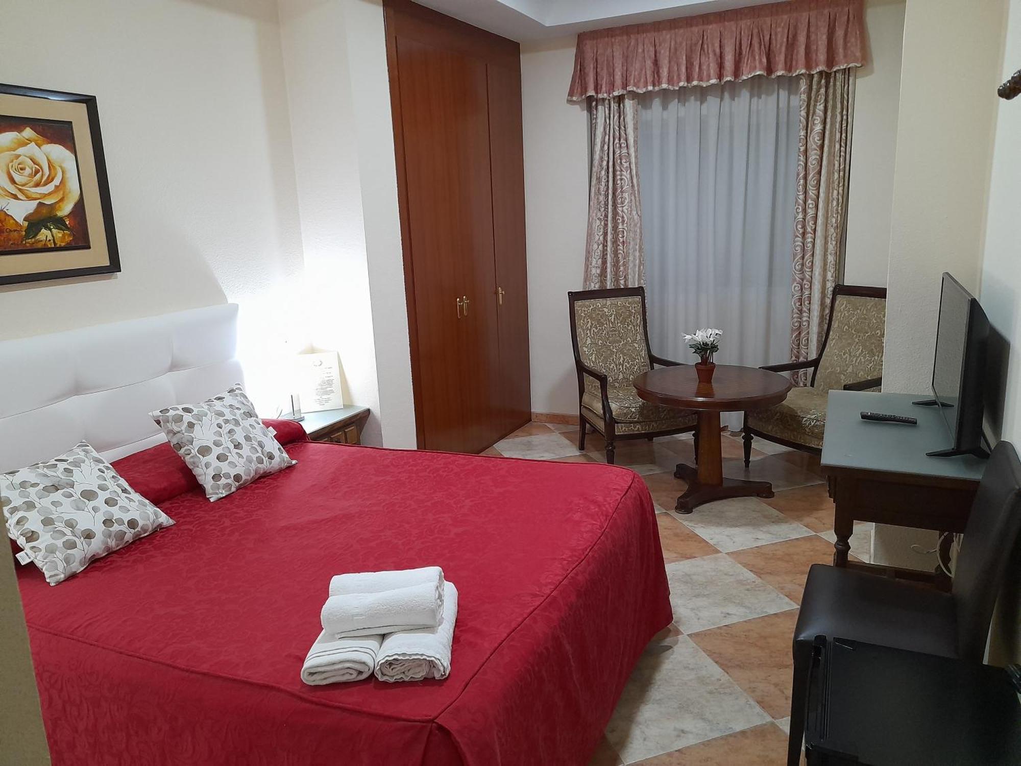 Hostal San Roque Guadalajara Buitenkant foto